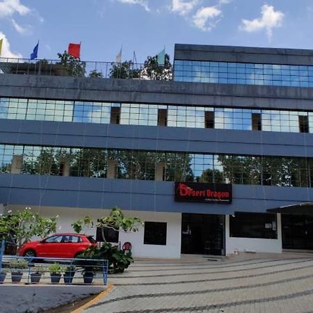Thabasiya Resorts Kuzhittura Kültér fotó