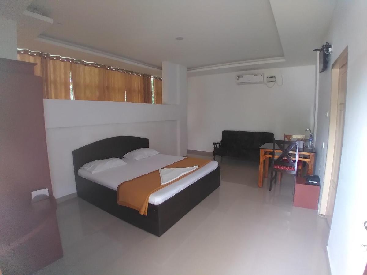 Thabasiya Resorts Kuzhittura Kültér fotó