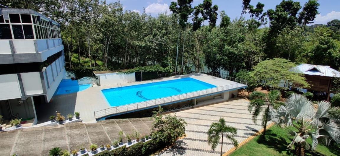 Thabasiya Resorts Kuzhittura Kültér fotó